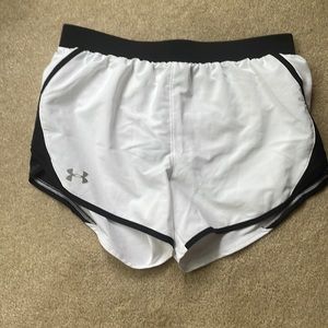 White under armour athletic shorts